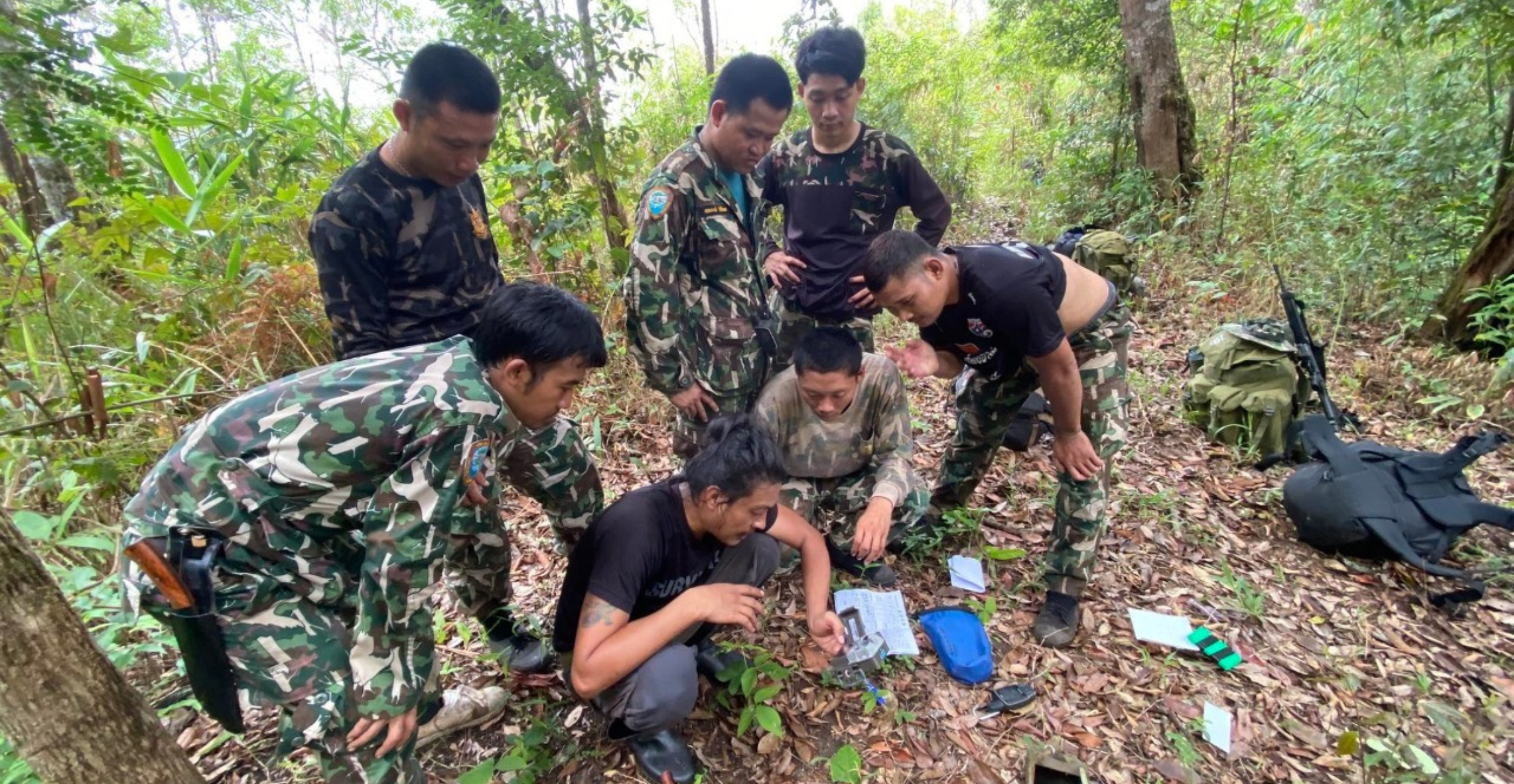 On the job ranger training - Freeland Foundation